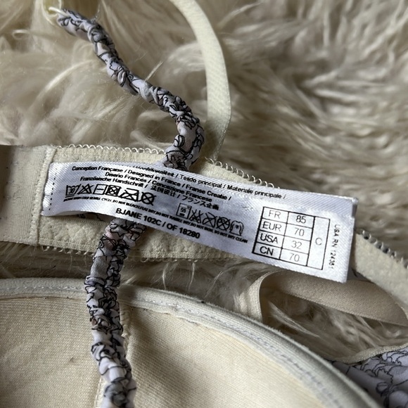 Lingerie Tops - small/medium (4 items) - Picture 13 of 14